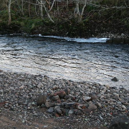 Bcc Lochness Hostel Pods Bearnock Экстерьер фото