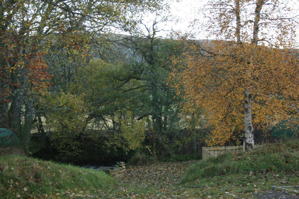 Bcc Lochness Hostel Pods Bearnock Экстерьер фото